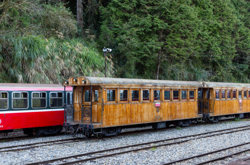รถไฟอาลีซาน